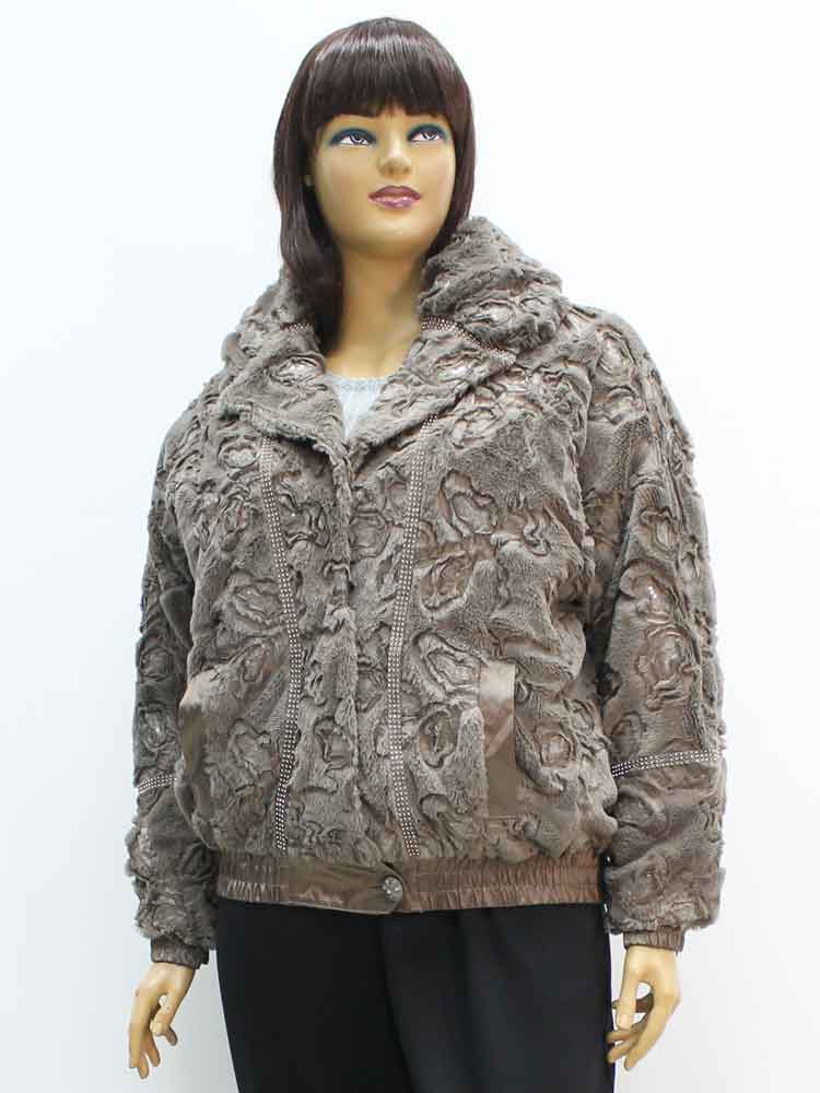 Куртка демисезонная женская из искусственного меха с аппликацией из ленты большого размера, 2021. Магазин «Пышная Дама», Харьков.